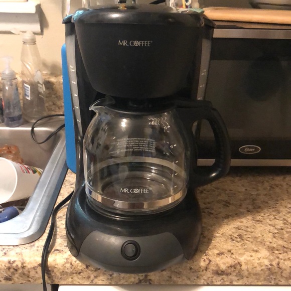 Coffee maker - Picture 1 of 3